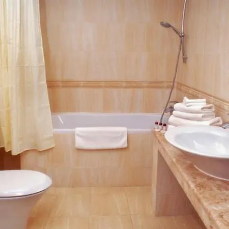 Royal Hotels And Spa Resorts Promenad منتجع تريسكافيتس